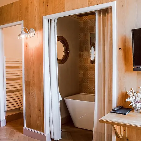 Bastide De L'Endre Bed & Breakfast Callas Exterior photo